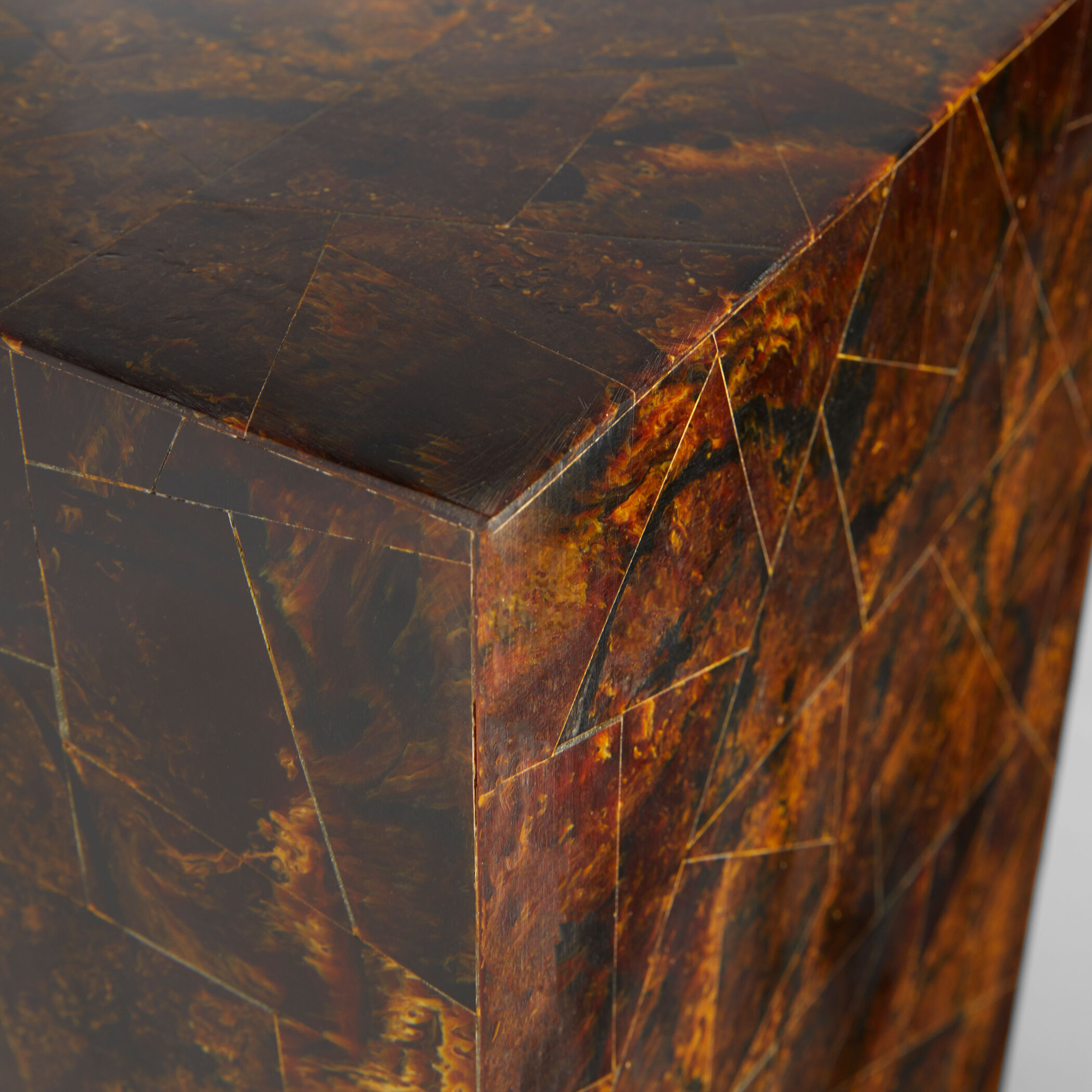 Taurus Pedestal, Large