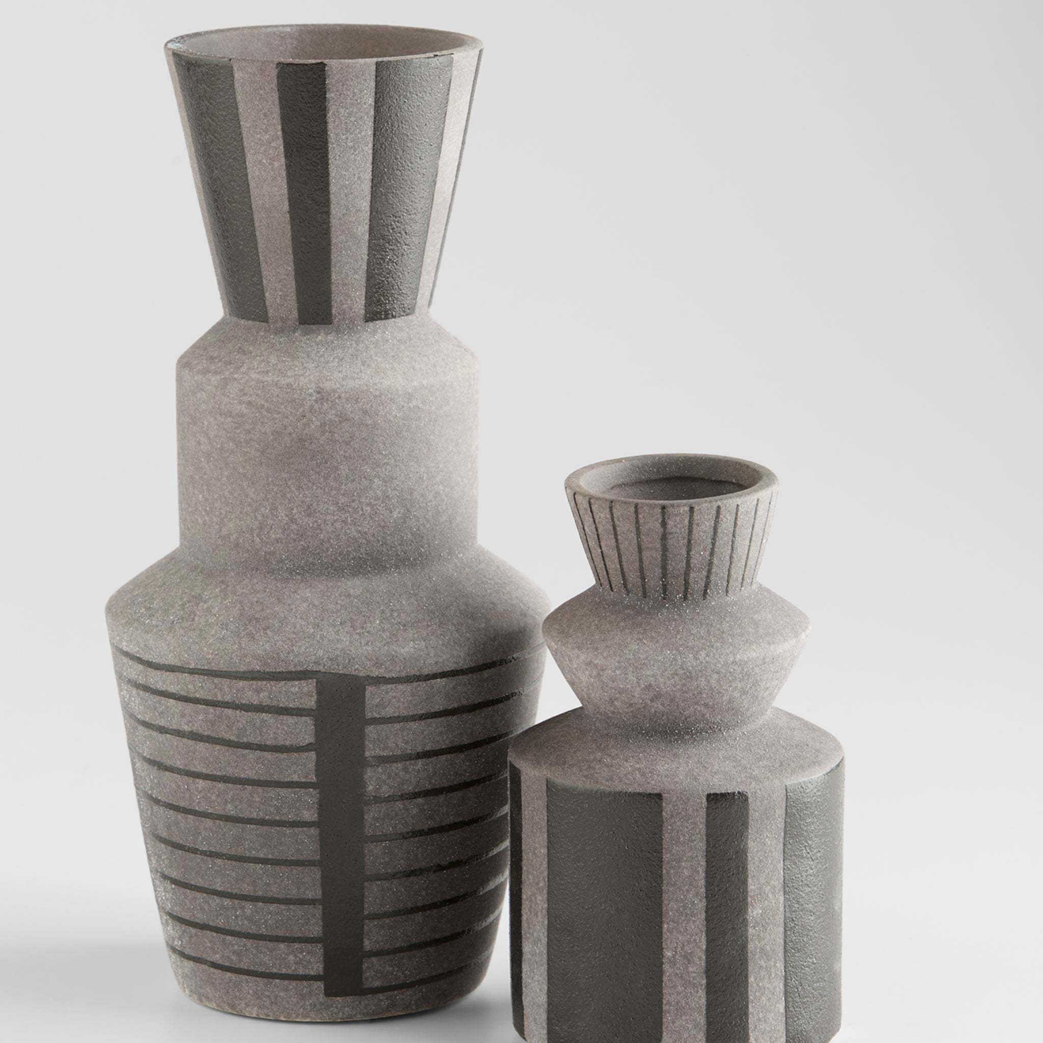 Erebus 15 inch Vase, Large