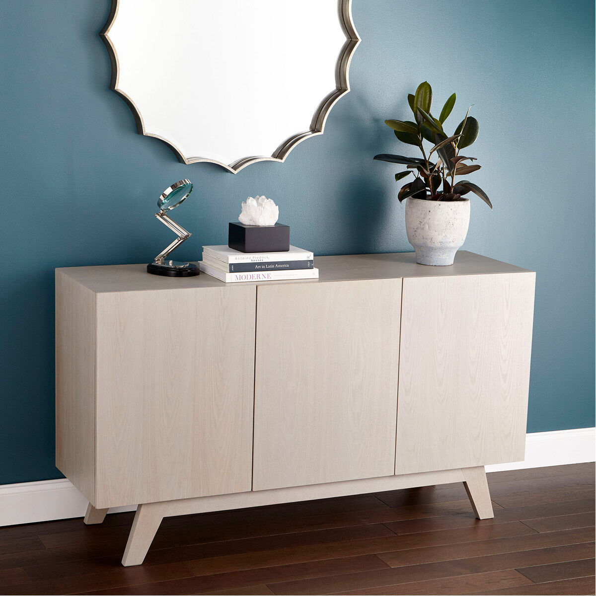 Quartz Black And White Crystal Table Accent, Medium