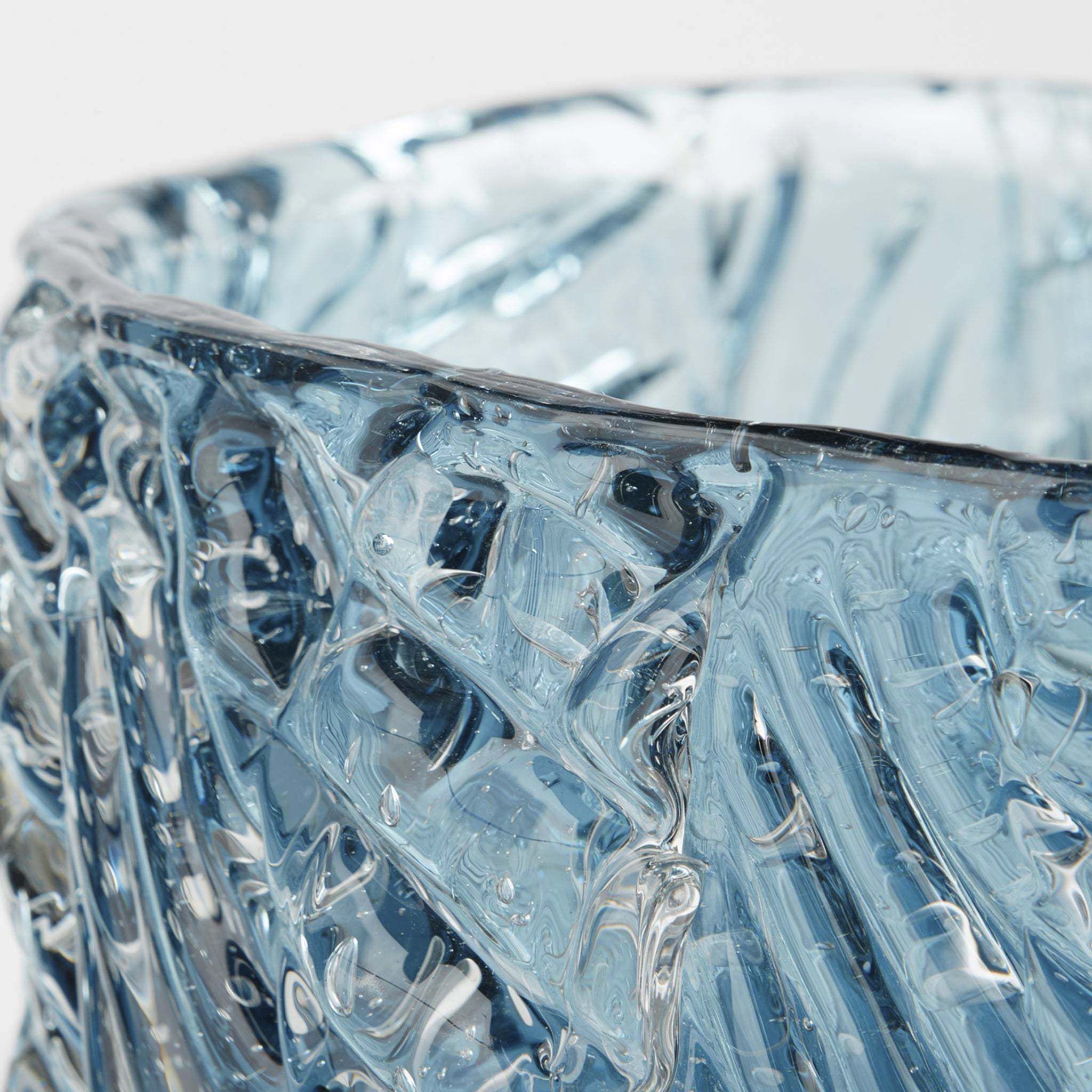 Thorough 5.75 inch Vase, Large