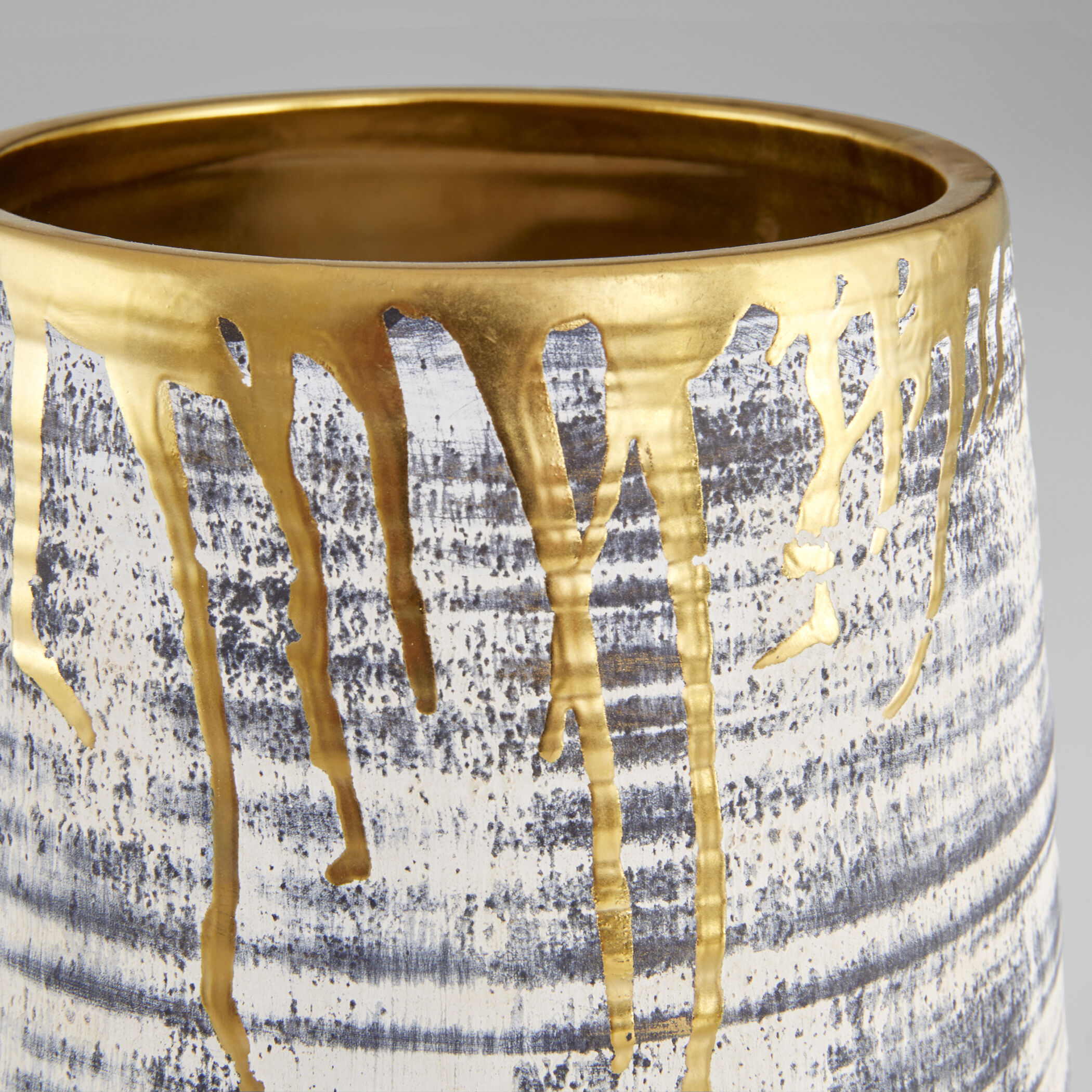 Athenian Beige and Black Planter