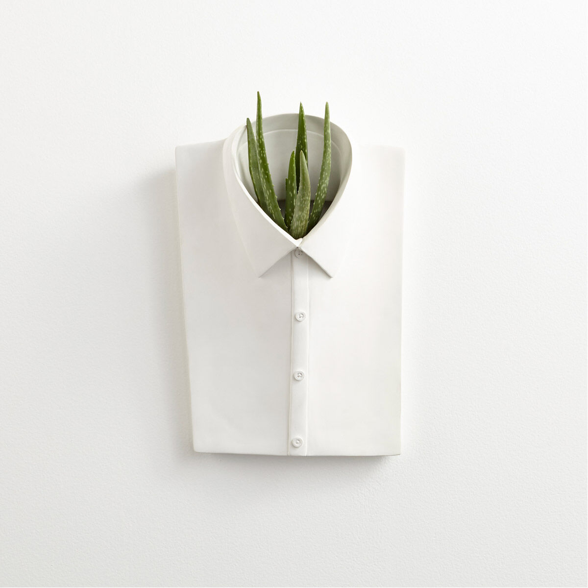 Chemise White Wall Decor