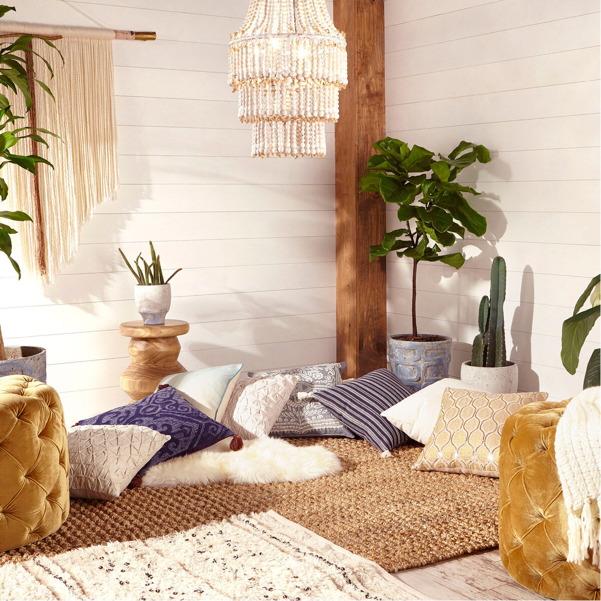 Venice Antique White Blue Accents Planter, Small