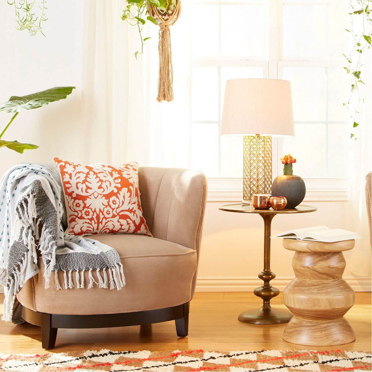 Tote 20 inch Antique Brass Side Table