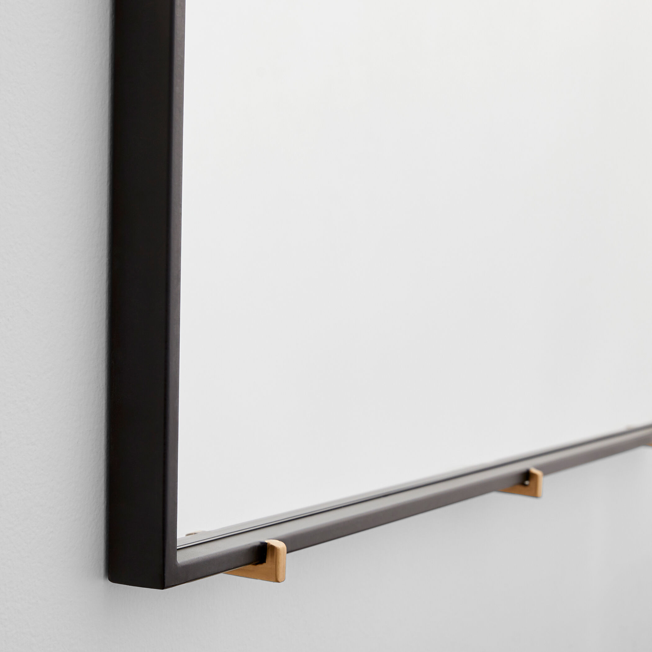 Klipp 76 X 32 inch Black Mirror