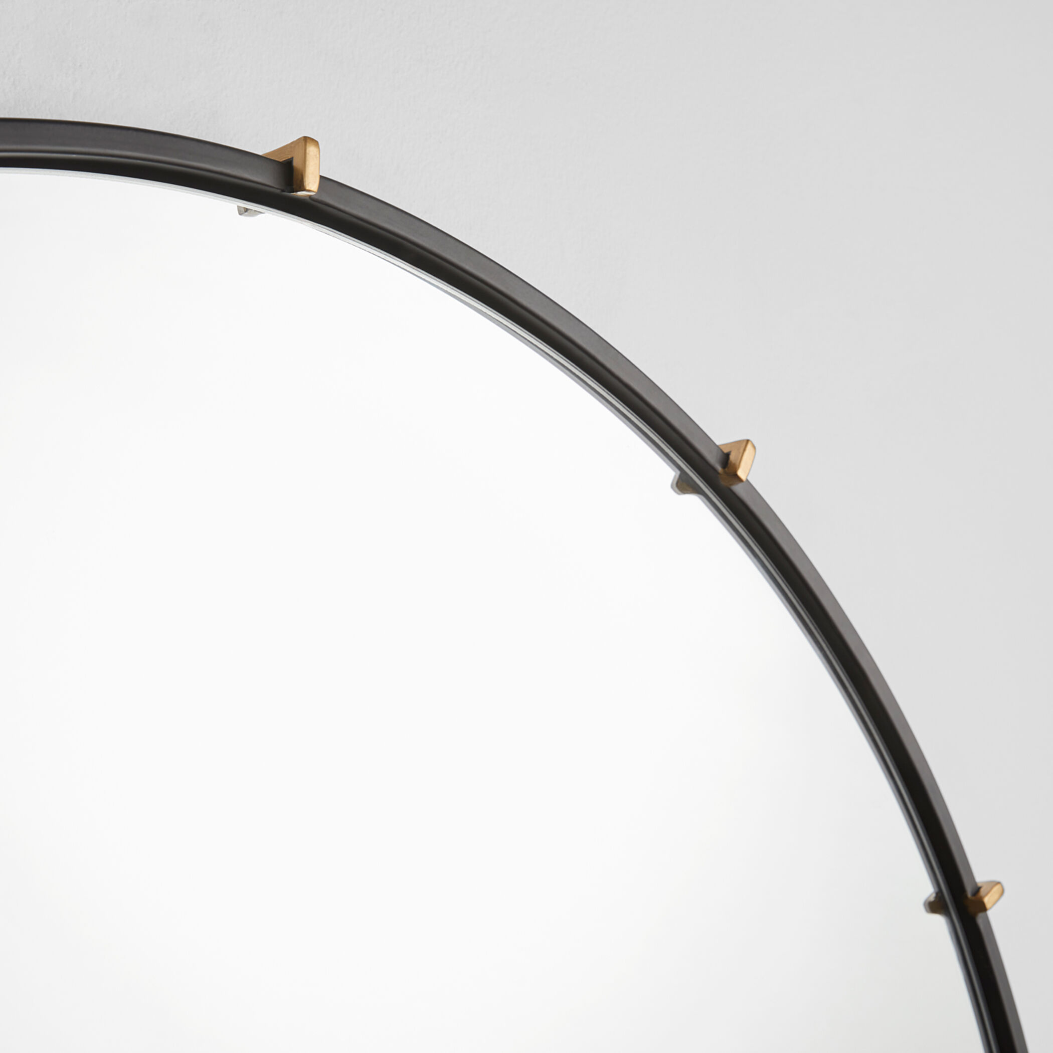 Klipp 40 X 40 inch Black Mirror, Large